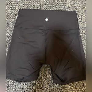 Lululemon Wunder Train High-Rise Shorts 6”